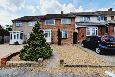 11 Oakley Drive, Romford, RM3 9XS