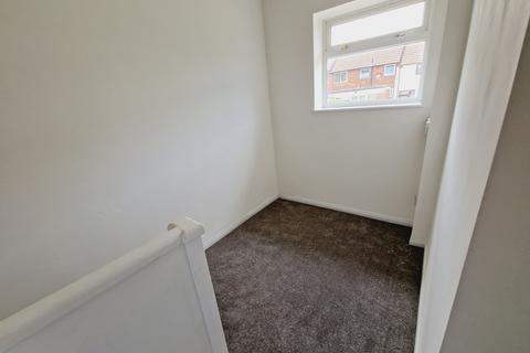 11 Oakley Drive, Romford, RM3 9XS