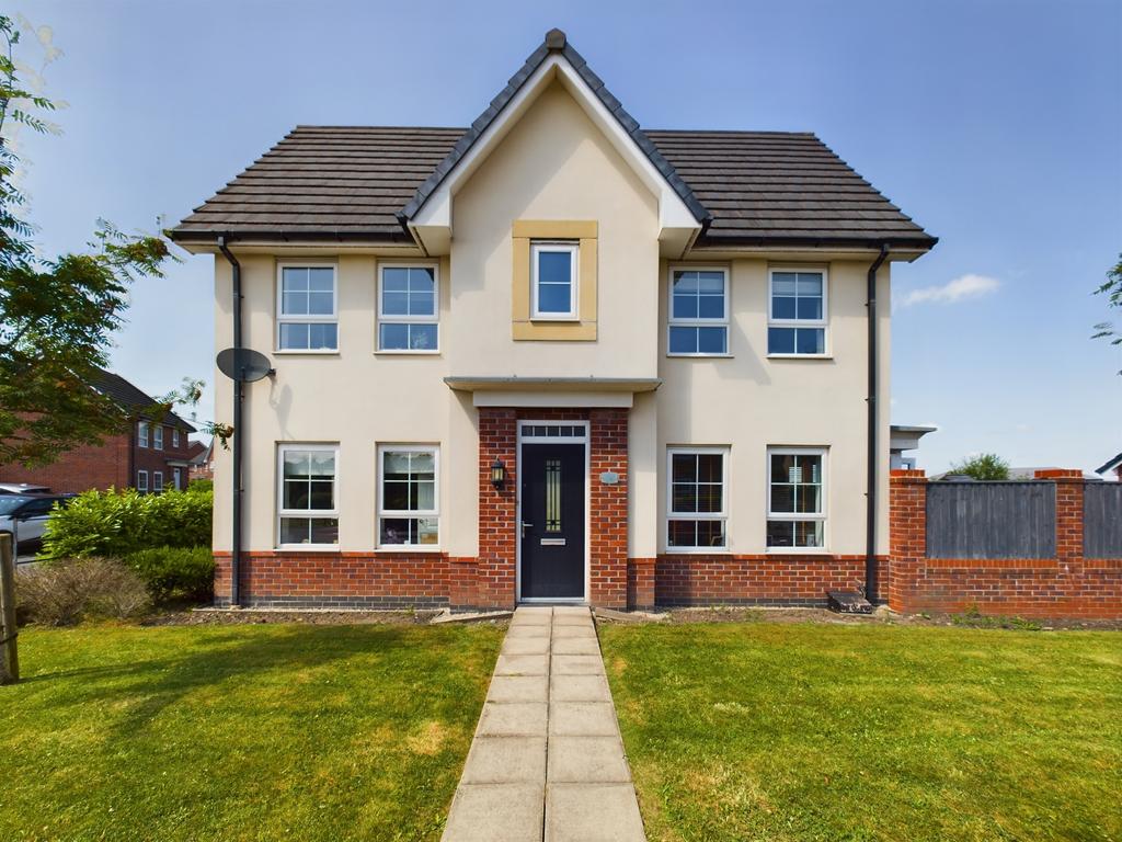 Crossley Avenue, Highfield, Wigan, WN3 3 bed semidetached house £250,000