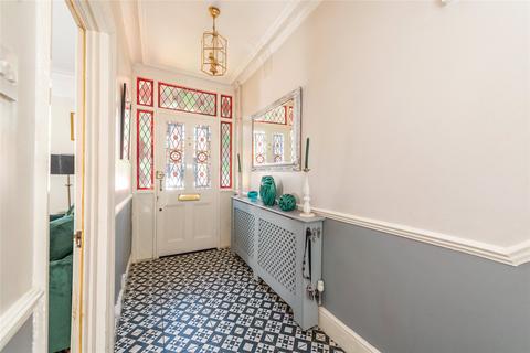 5 bedroom detached house to rent, Park Road North, Bedford, Bedfordshire, MK41