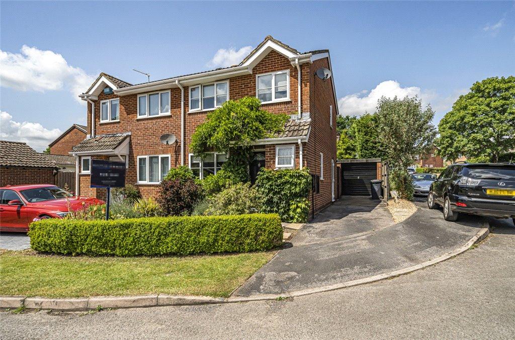 Langham Close, North Baddesley, Southampton, Hampshire 3 bed semi