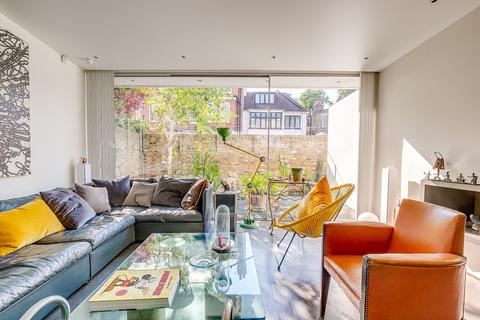44 Willoughby Road, London, NW3 1RU