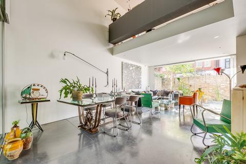44 Willoughby Road, London, NW3 1RU