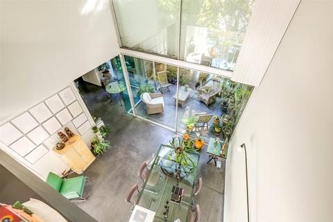 44 Willoughby Road, London, NW3 1RU
