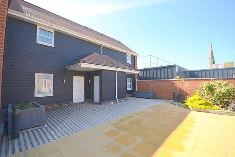 2 bedroom property to rent, Market Place, Romford, RM1