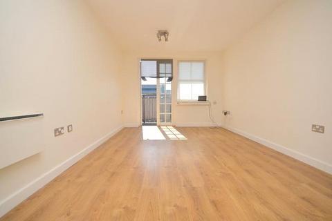 2 bedroom property to rent, Market Place, Romford, RM1