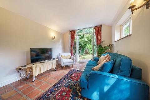 71 Griffiths Road, London, SW19 1ST