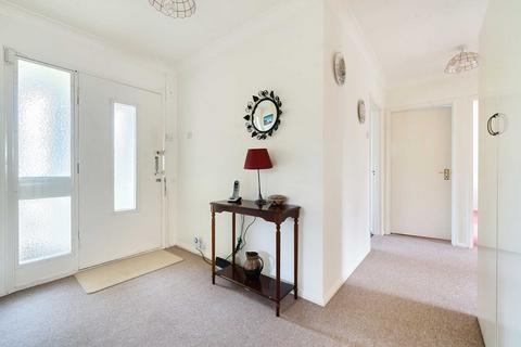 63 Bowhill, Bedford, MK41 8EF