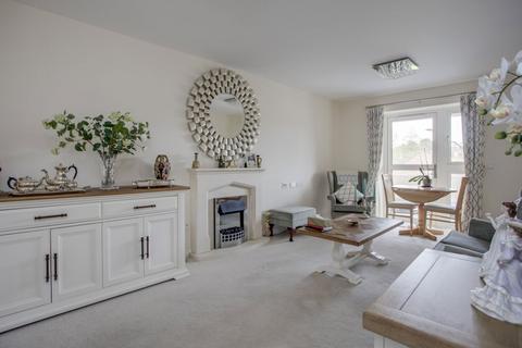 1 bedroom flat for sale, Heath Lodge, Marsh Road, Pinner