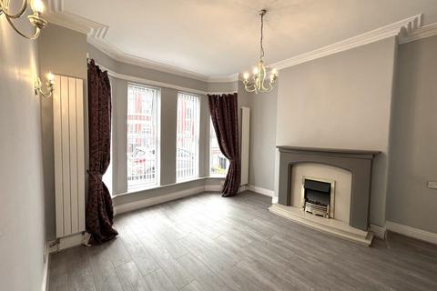 4 bedroom terraced house to rent, Fabulous 4 bedroom home in Waterloo