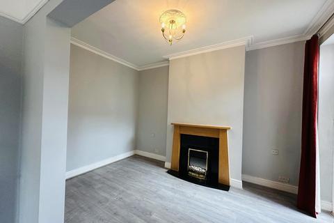 4 bedroom terraced house to rent, Fabulous 4 bedroom home in Waterloo