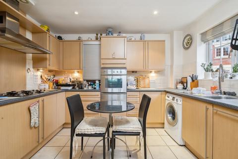 3 bedroom apartment for sale, Eastcote Road, Pinner