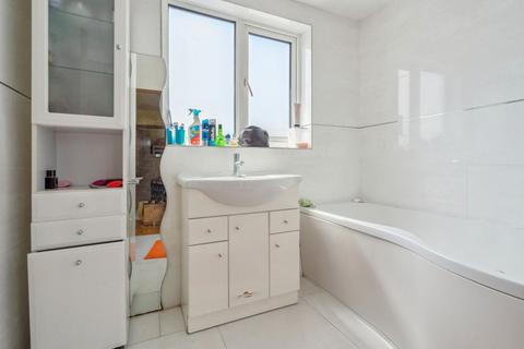 2 Vicarage Way, Harrow, HA2 7HX