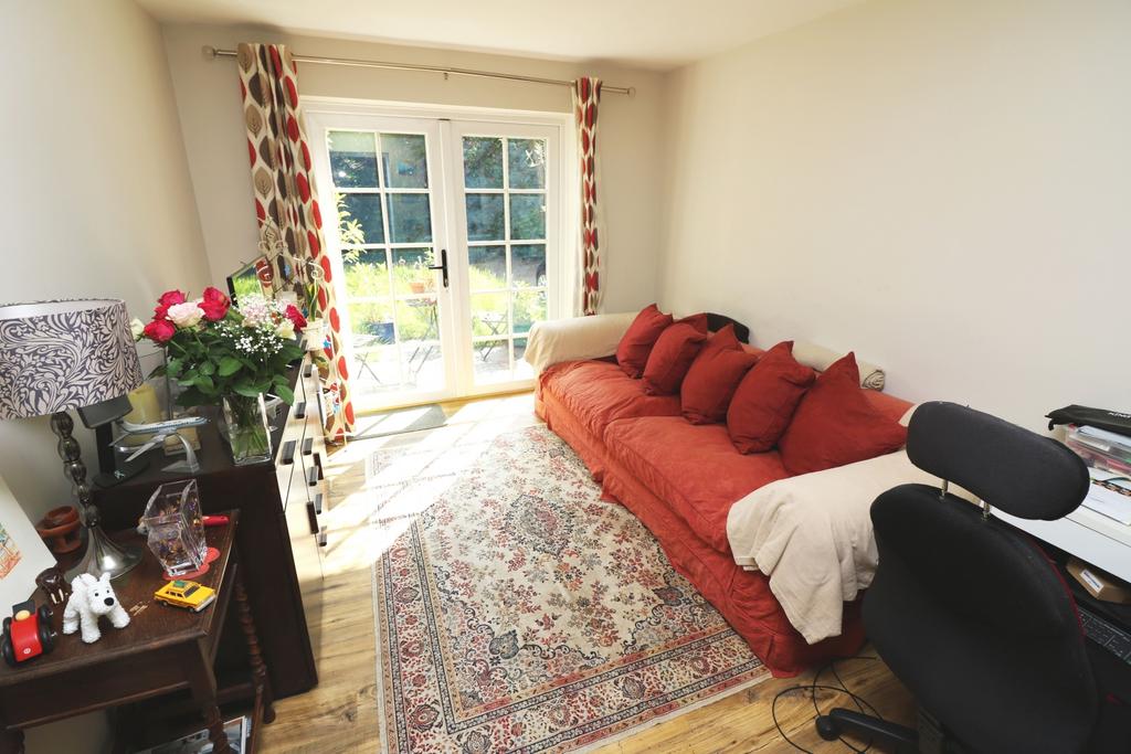 Glenluce Cottage, Thorpe Study