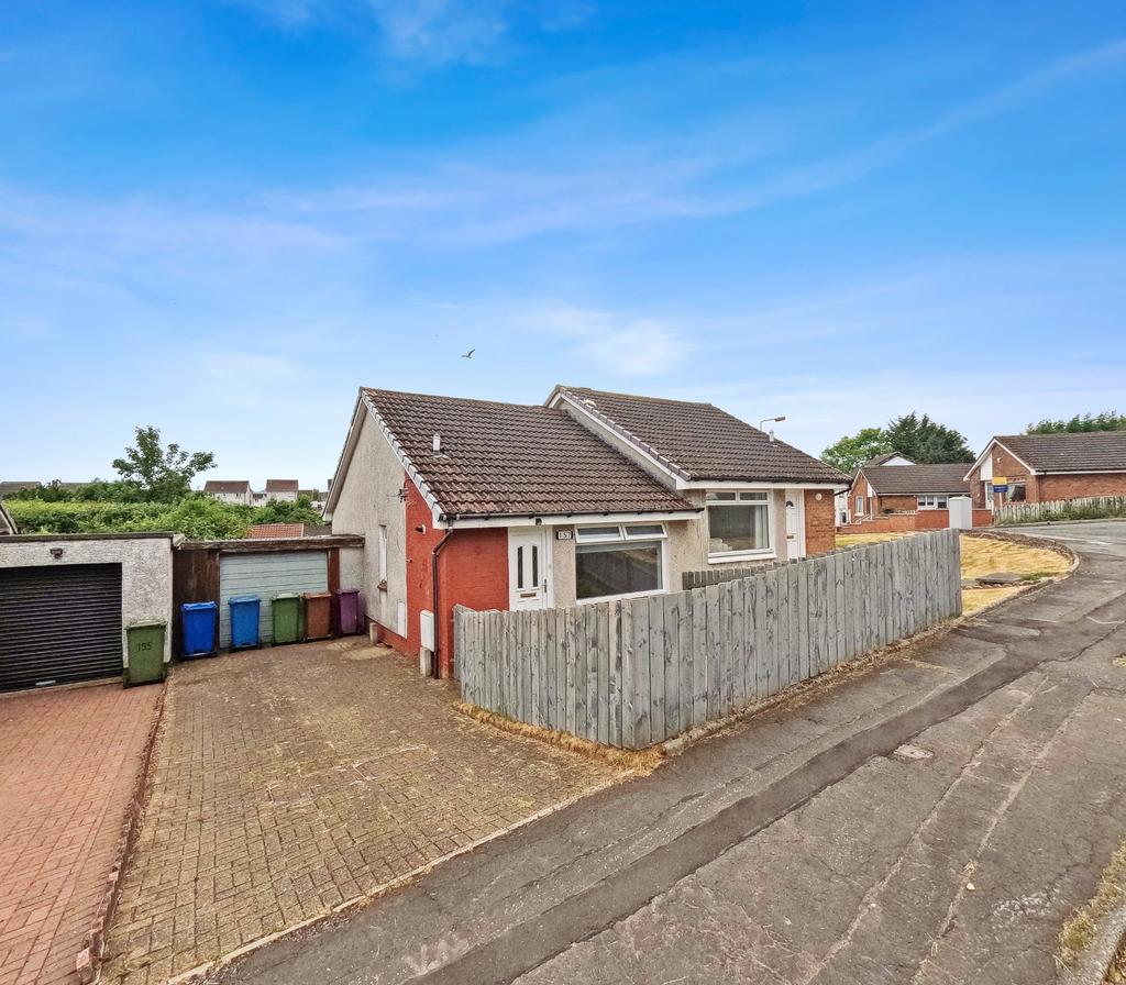 Craigflower Road, Parkhouse, Glasgow, G53 7XU 1 bed semidetached