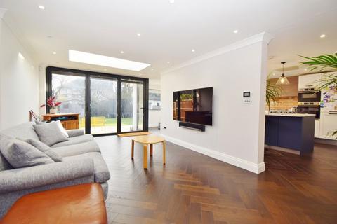 510 Rayners Lane, Pinner, HA5 5DP