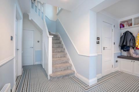 510 Rayners Lane, Pinner, HA5 5DP