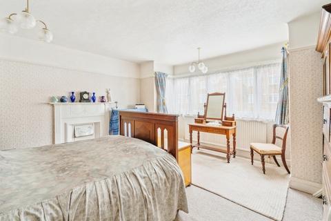 55 Cecil Park, Pinner, HA5 5HL