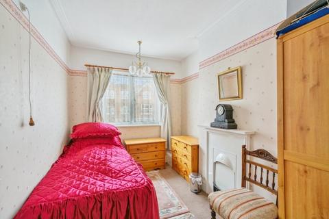 55 Cecil Park, Pinner, HA5 5HL