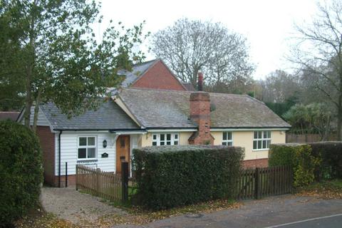 2 bedroom cottage to rent, Mill Green Road, Mill Green Fryering, Fryerning, Essex, CM4