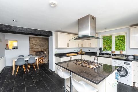 5 bedroom detached house for sale - Howells Terrace, Alltwen, City And County of Swansea. SA8 3AQ