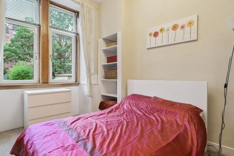 3/1, 1 Laurel Place, Glasgow, G11 7RE