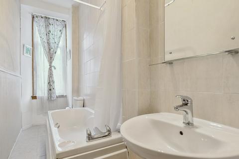 3/1, 1 Laurel Place, Glasgow, G11 7RE