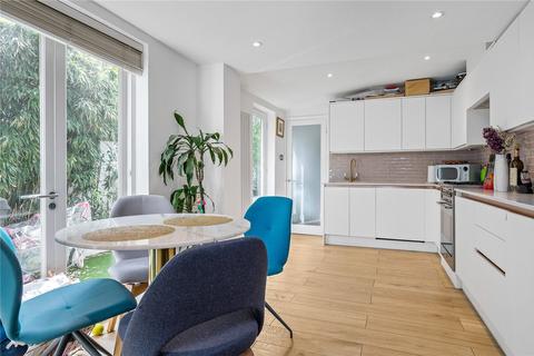 undefined, Hertford Road, Hackney, London, N1