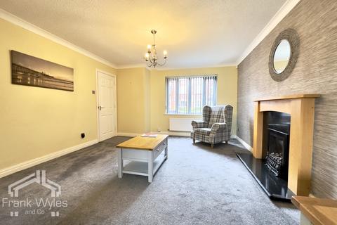 3 bedroom terraced house to rent, Clifton Court, Victoria Street, Lytham, Lancashire