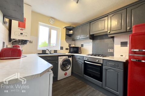 3 bedroom terraced house to rent, Clifton Court, Victoria Street, Lytham, Lancashire