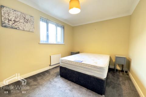 3 bedroom terraced house to rent, Clifton Court, Victoria Street, Lytham, Lancashire
