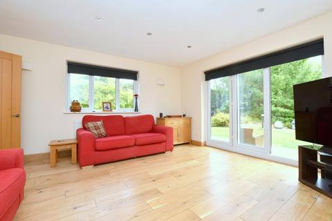 Oaktree Cottage Long Reach, Ockham, Woking, GU23 6PG