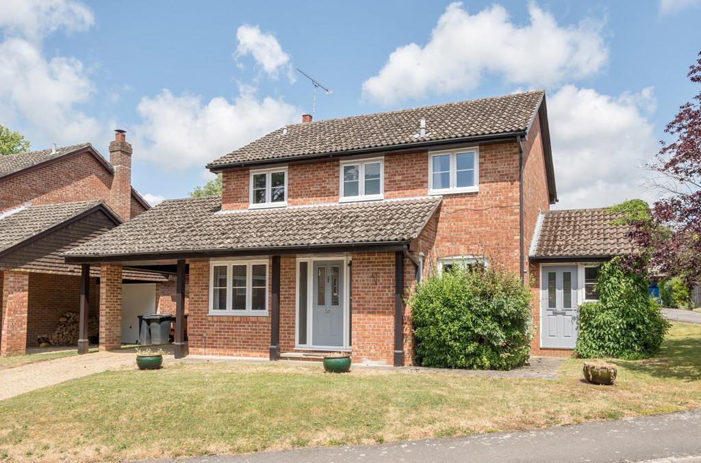 Colville Drive, Waltham... 4 bed detached house £700,000