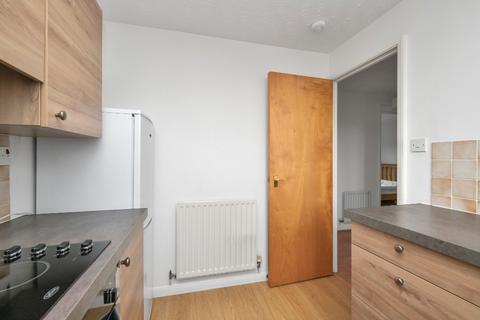 2 bedroom flat to rent, North Meggetland, Craiglockhart, Edinburgh, EH14