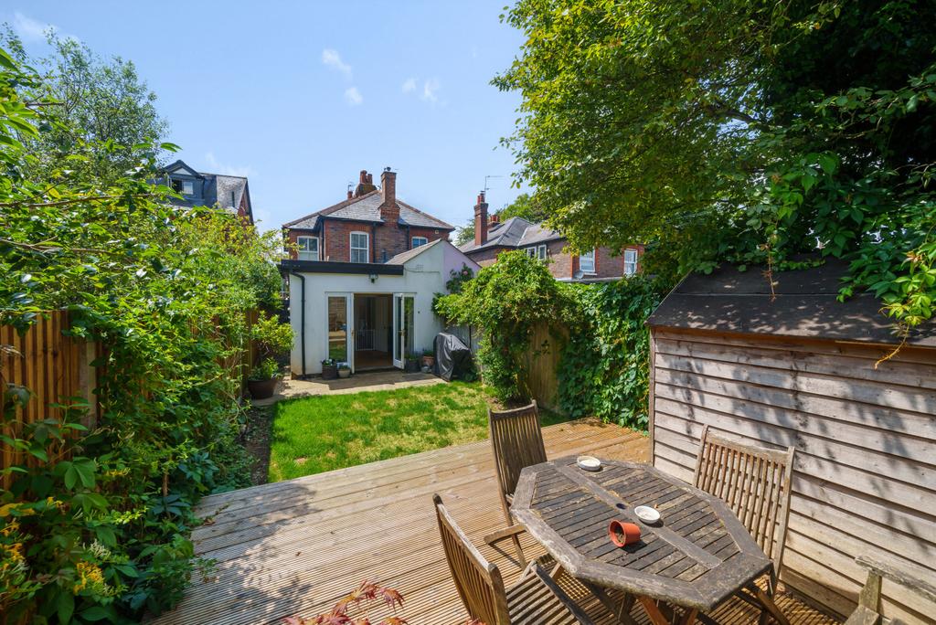 Ormonde Road, Godalming, GU7 2 bed semidetached house £550,000