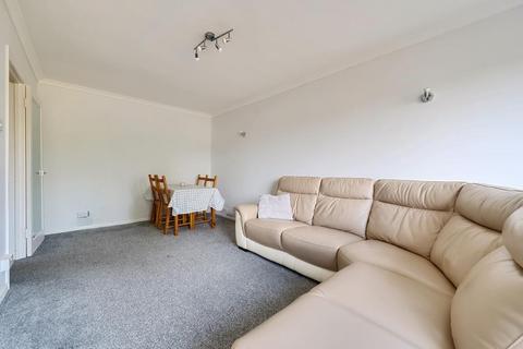 2 bedroom apartment to rent, Staines,  Surrey,  TW20