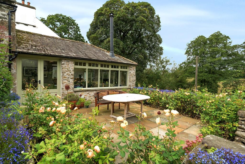 Gardens and family room