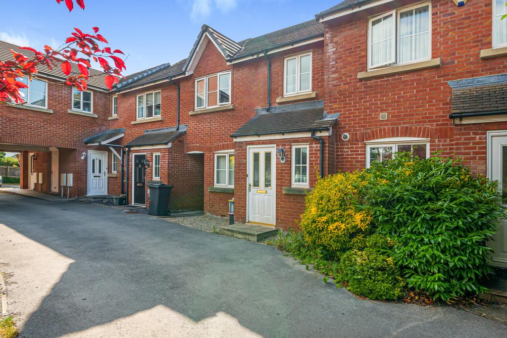 53 Redruth Drive, Carnforth, Lancashire, LA5 9TT 3 bed terraced house