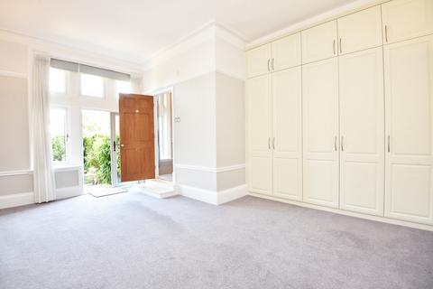 2 bedroom apartment to rent - Harlow Oval, Harrogate