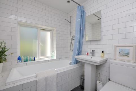 20 Brook Park, Briggswath, Whitby, YO21 1RT