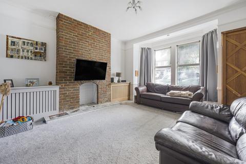 87 Egmont Road, Sutton, SM2 5JS