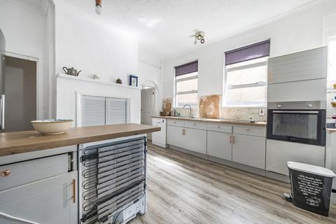 87 Egmont Road, Sutton, SM2 5JS