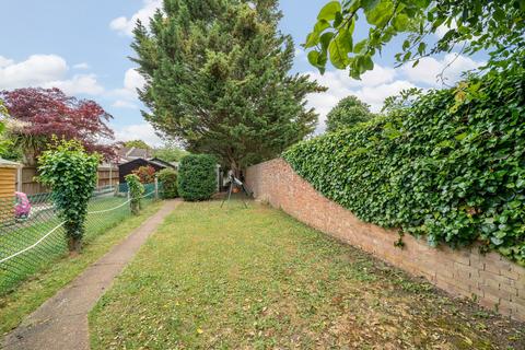 8 Windborough Road, Carshalton, SM5 4QJ