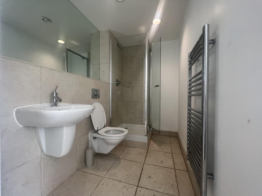 Ensuite bathroom