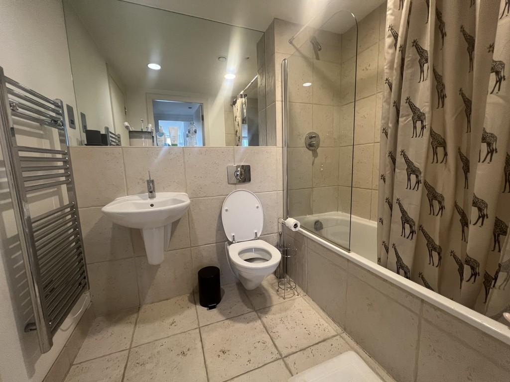 Main Bathroom