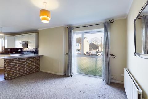 1 bedroom ground floor maisonette for sale, Pound Hill