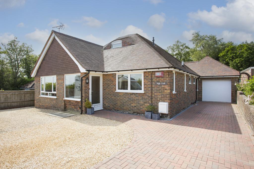 Vicarage Road, Burwash Common 4 bed chalet for sale £645,000