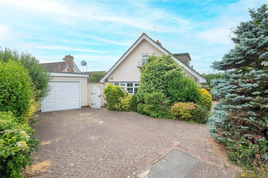 Pynchon Paddocks, Little Hallingbury, Essex, CM22 3 bed detached house