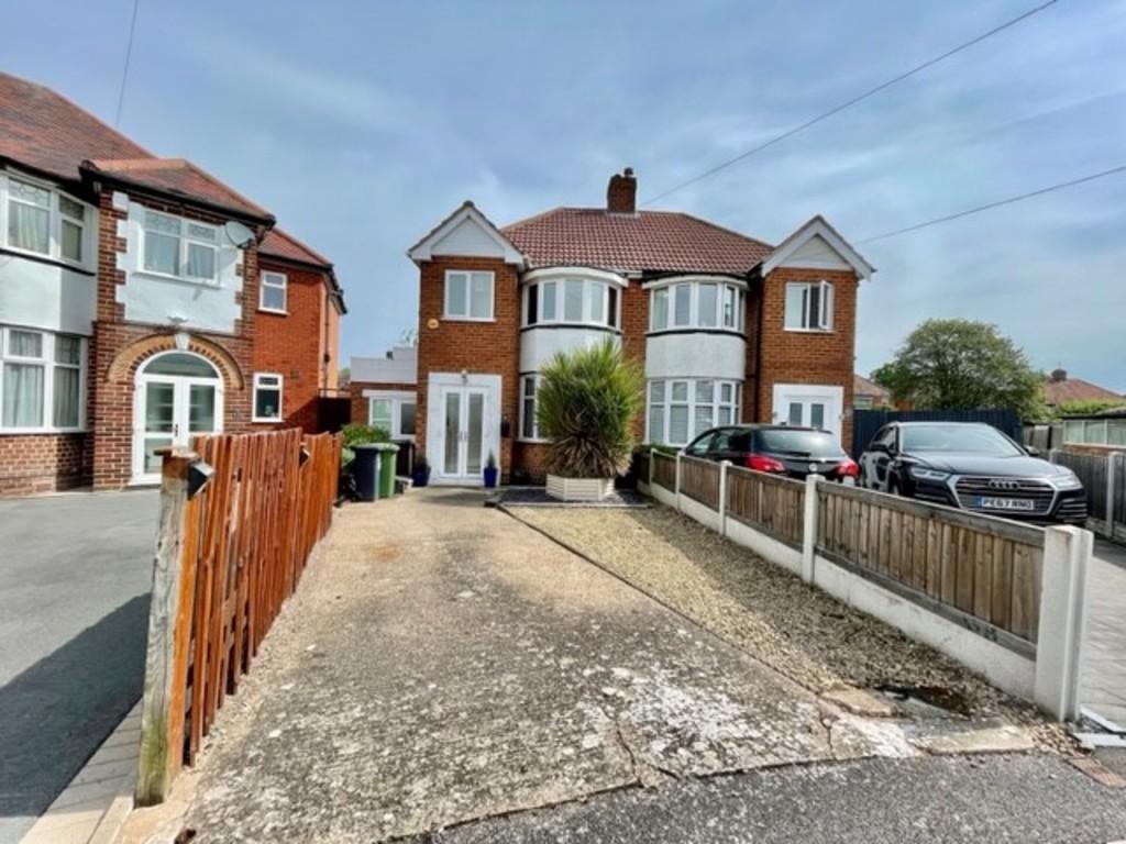 Jeremy Grove, Solihull 3 bed semidetached house for sale £320,000