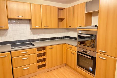 2 bedroom flat to rent, Westfield Terrace, Sheffield, South Yorkshire, UK, S1